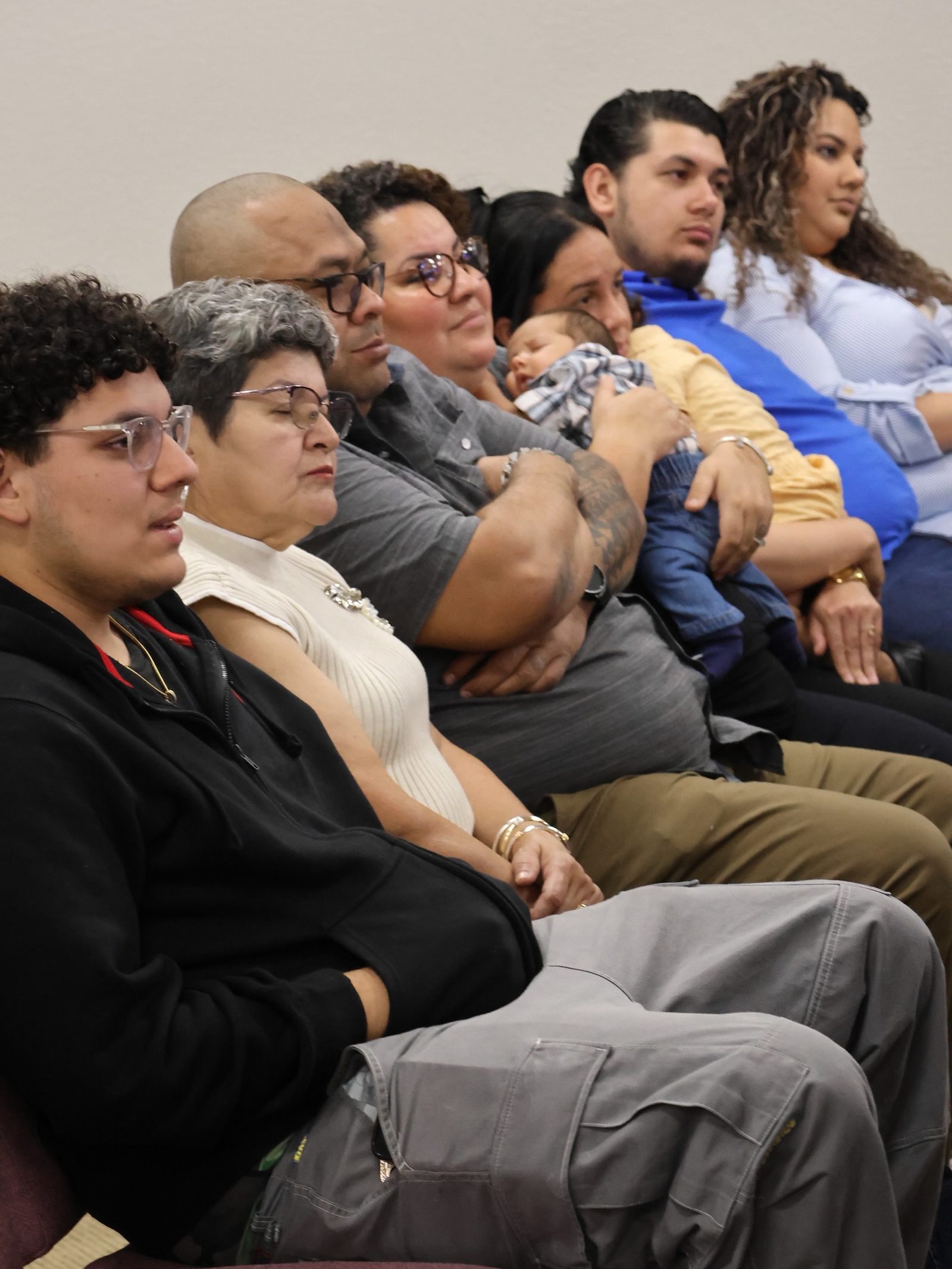 Personas reunidas en Gennesaret